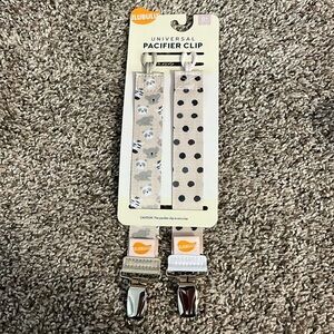 Ulubulu Universal Gender Neutral Two Pack of Pacifier Clips‎